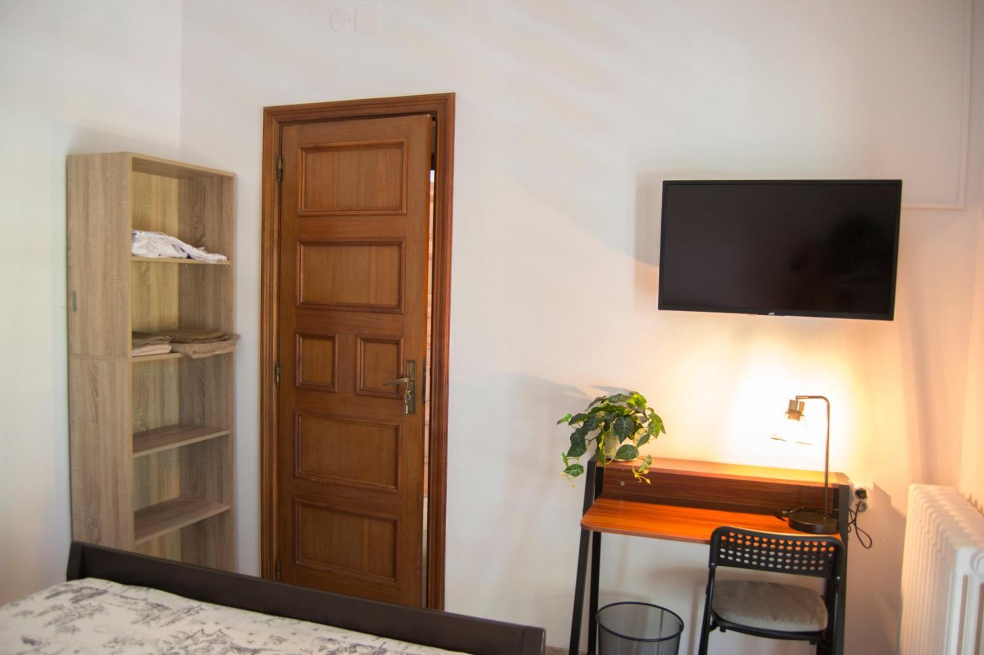 Appartamento Habitacio V Cal Kim Martorell Esterno foto